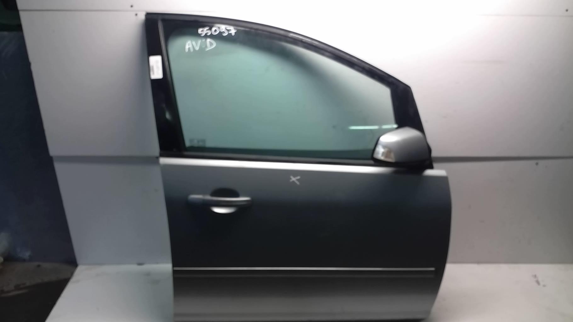 Porte avant droit