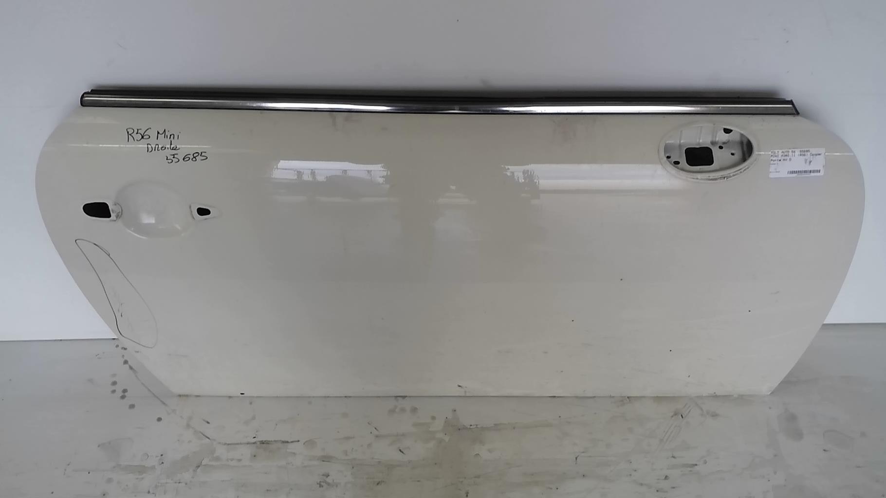 Porte avant droit