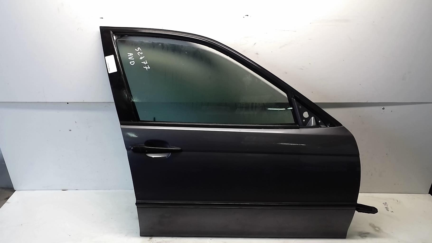 Porte avant droit