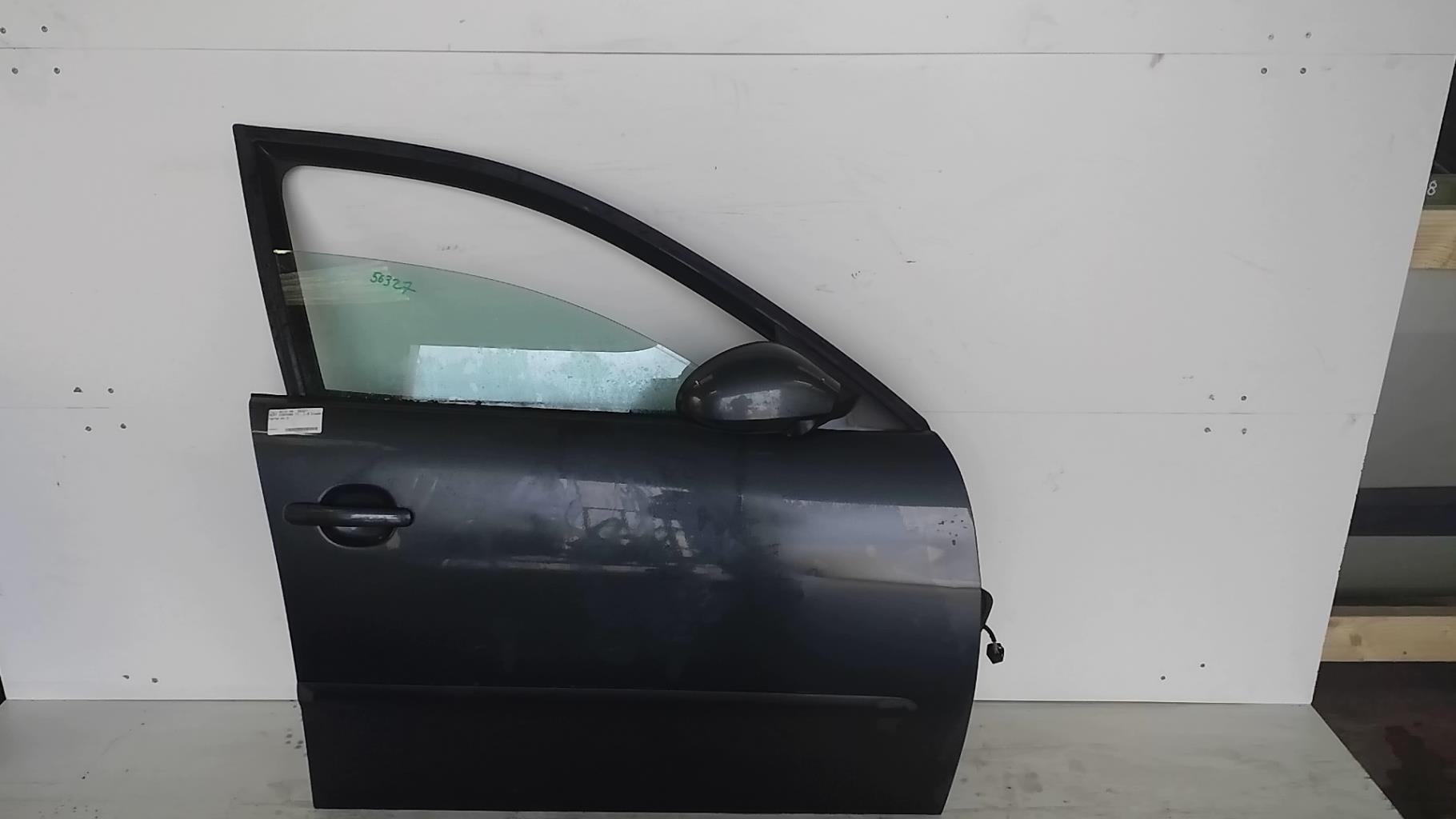 Porte avant droit