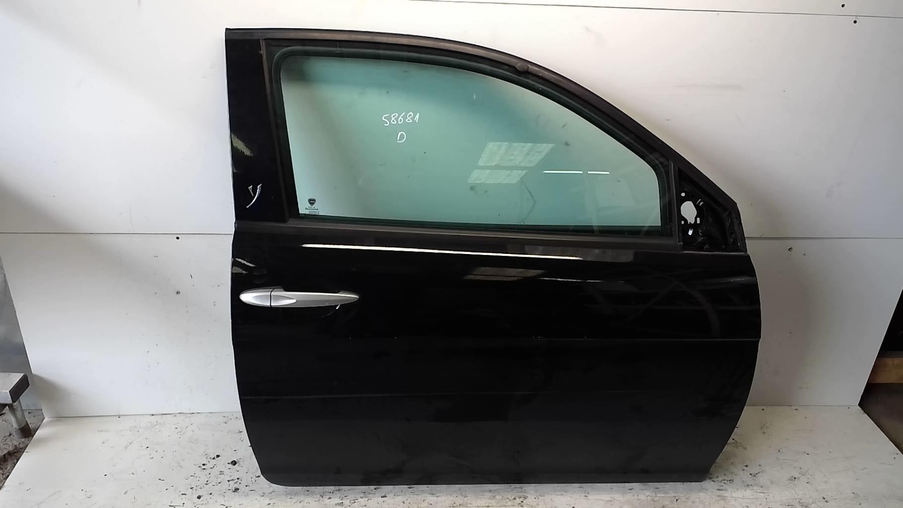 Porte avant droit