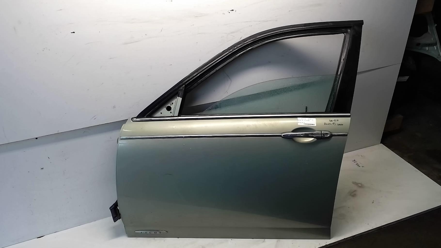 Porte avant gauche