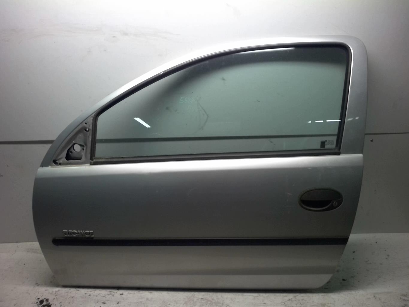 Porte avant gauche