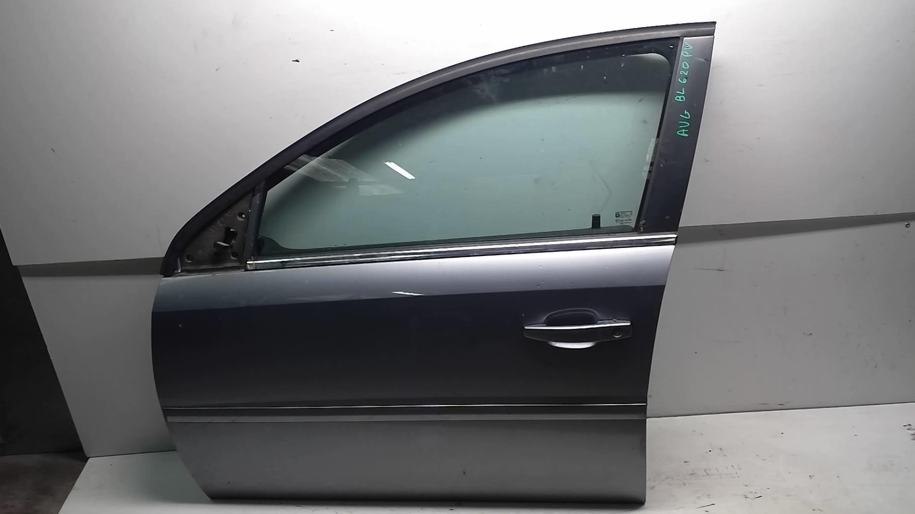 Porte avant gauche
