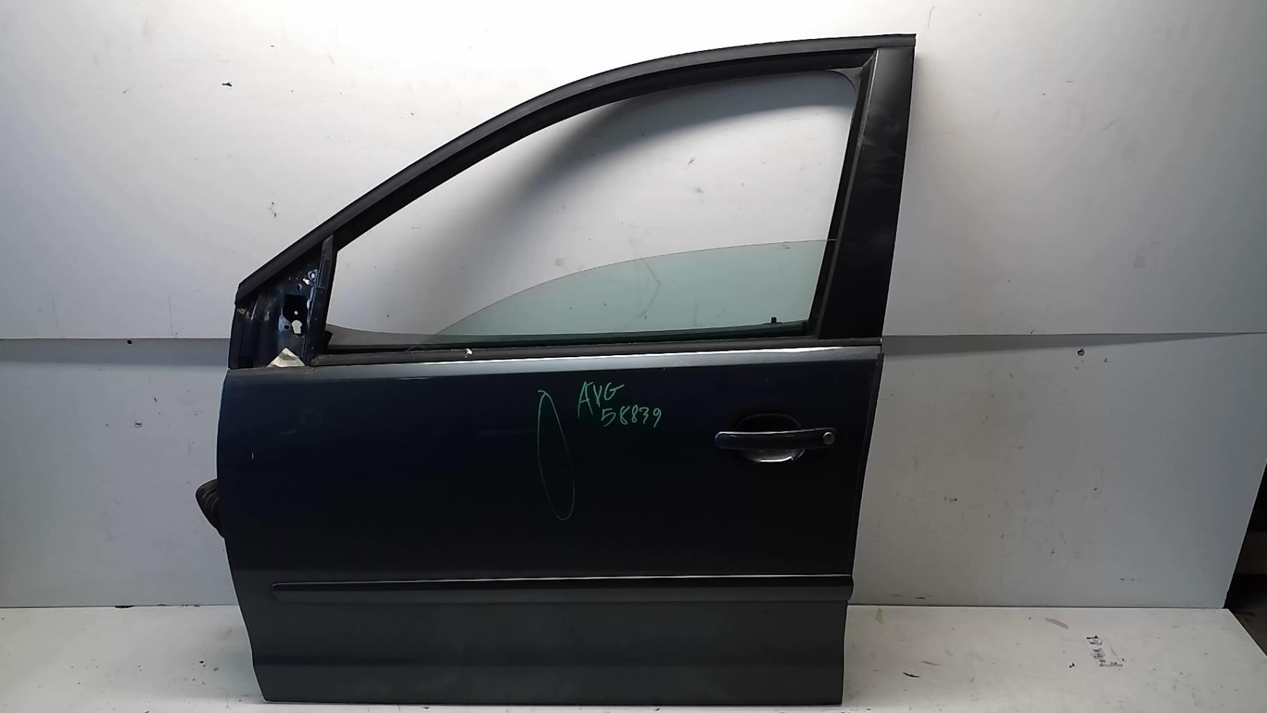 Porte avant gauche