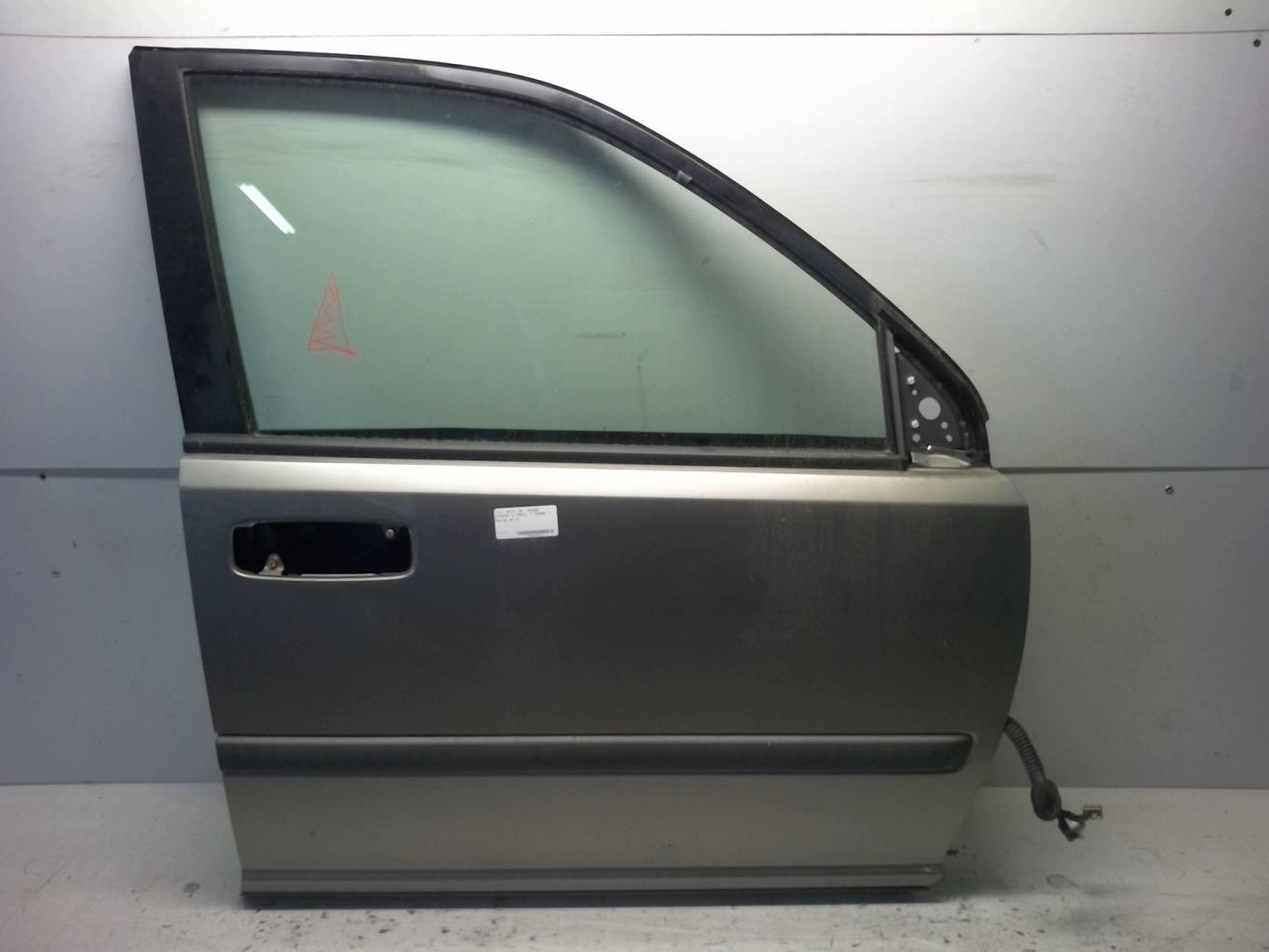 Porte avant droit