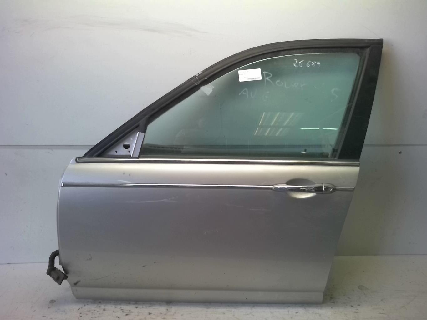 Porte avant gauche