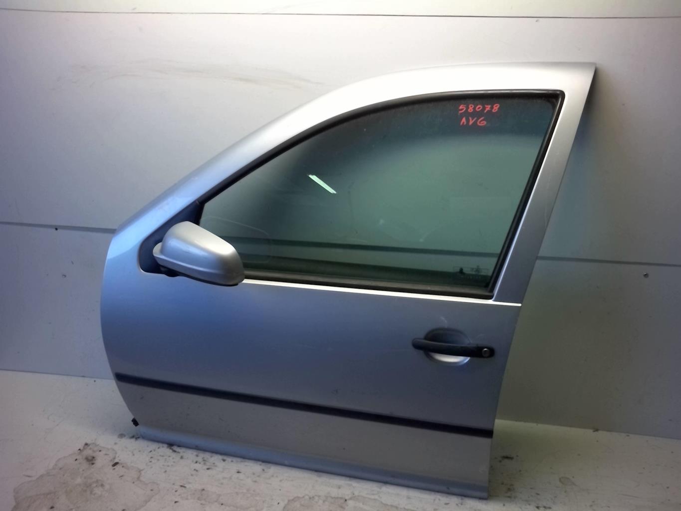 Porte avant gauche
