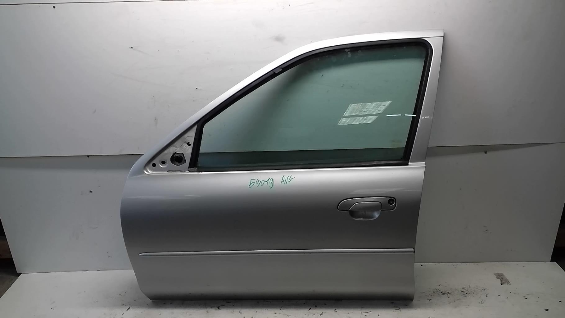 Porte avant gauche