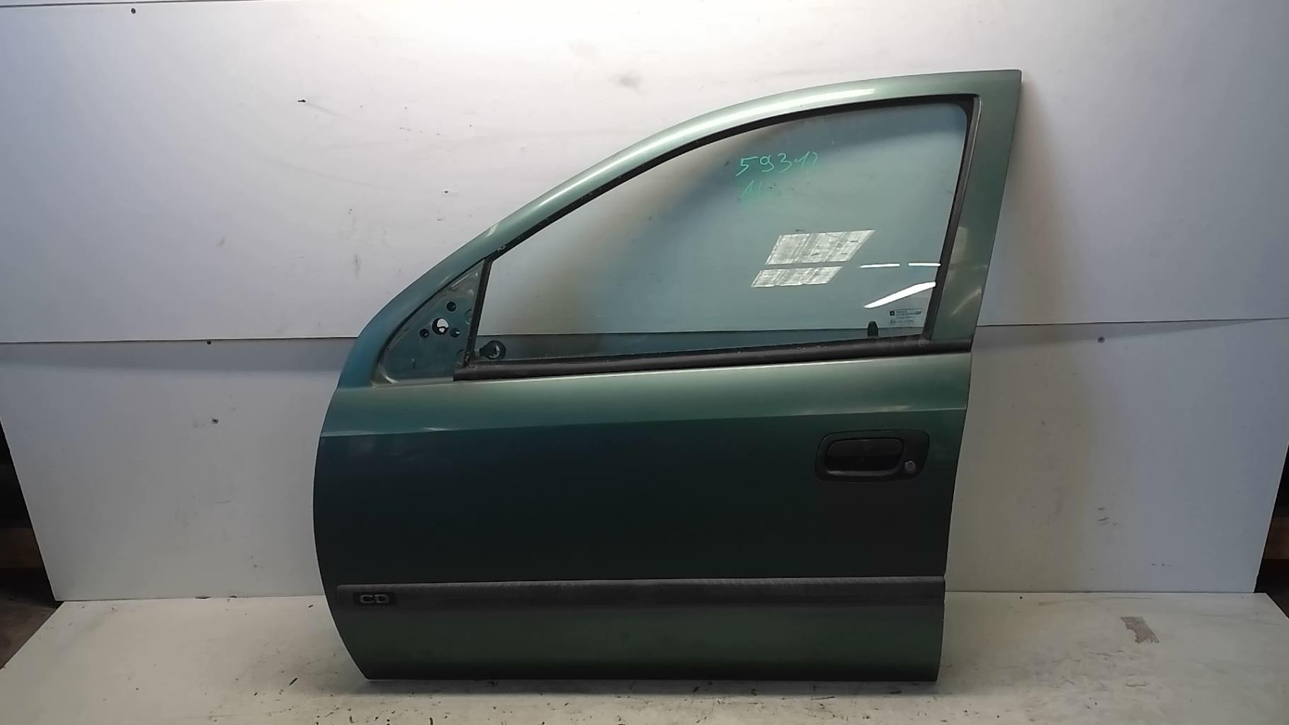Porte avant gauche