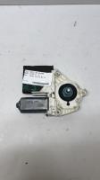 Moteur leve vitre avant droit