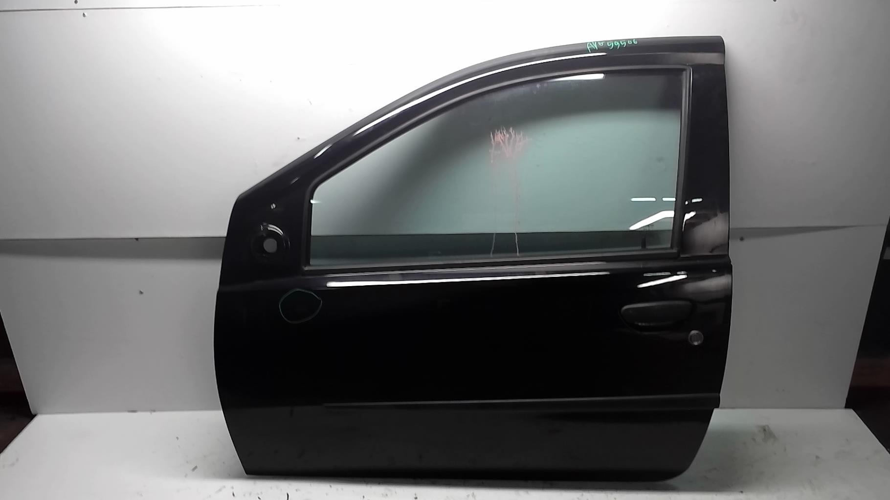 Porte avant gauche