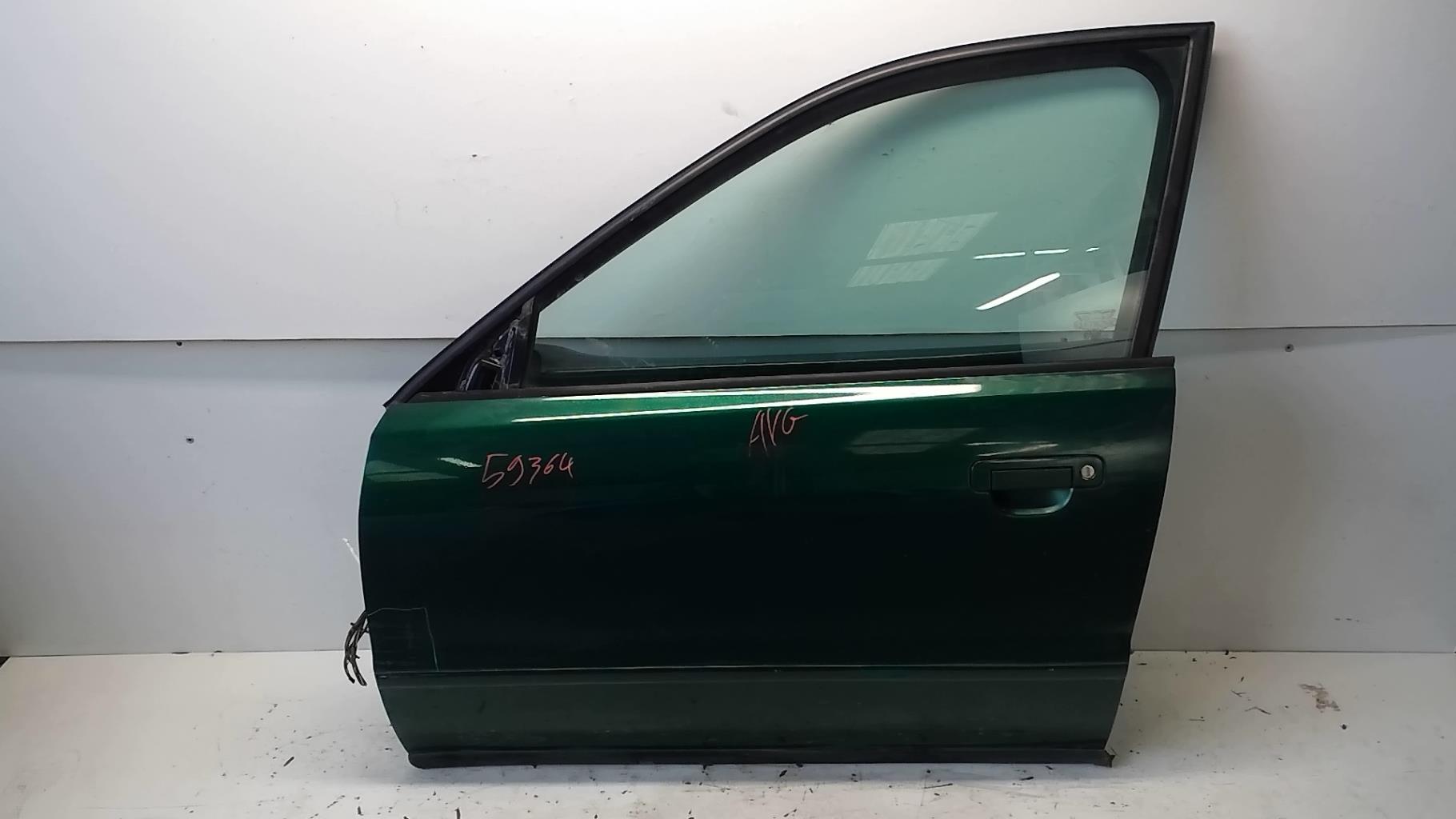 Porte avant gauche