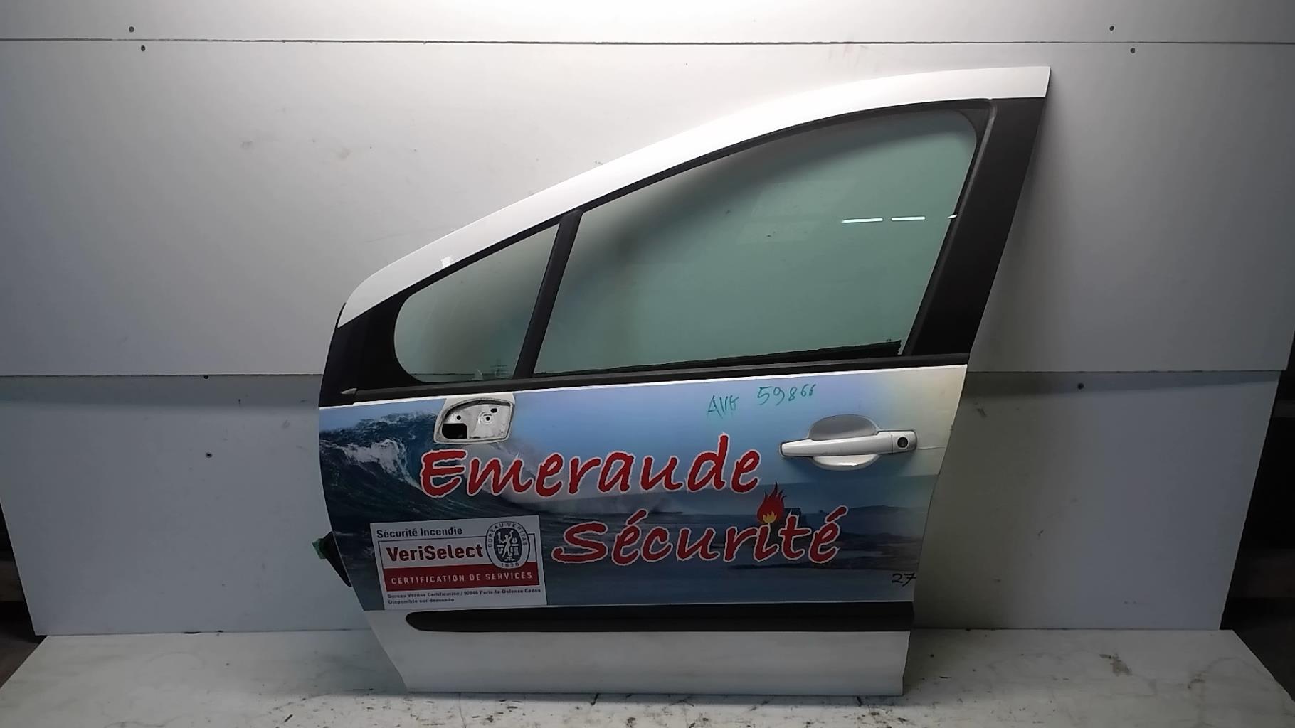 Porte avant gauche