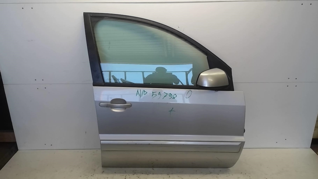 Porte avant droit