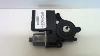 Moteur leve vitre avant gauche