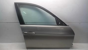 Porte avant droit