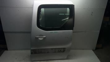 Porte laterale gauche
