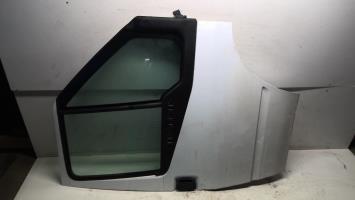 Porte avant droit