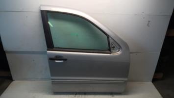 Porte avant droit