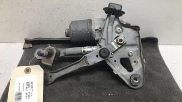 Moteur essuie glace avant droit