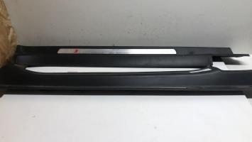 Baguette de porte avant gauche