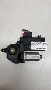 Moteur leve vitre avant droit