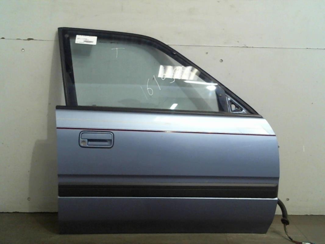 Porte avant droit