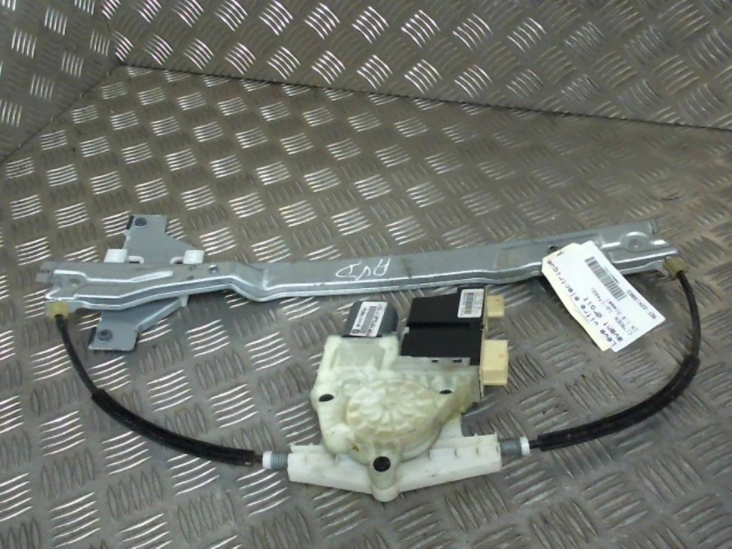 Elevalunas eléctrico delantero derecho