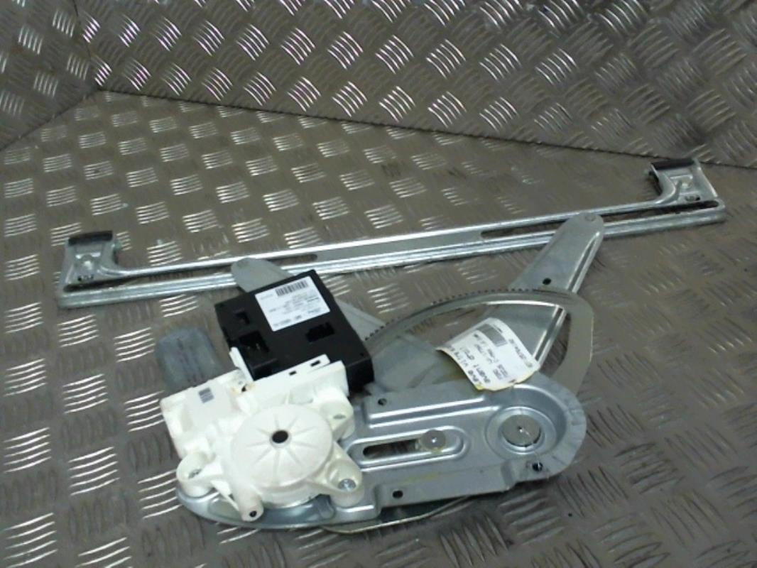 Leve vitre electrique avant droit
