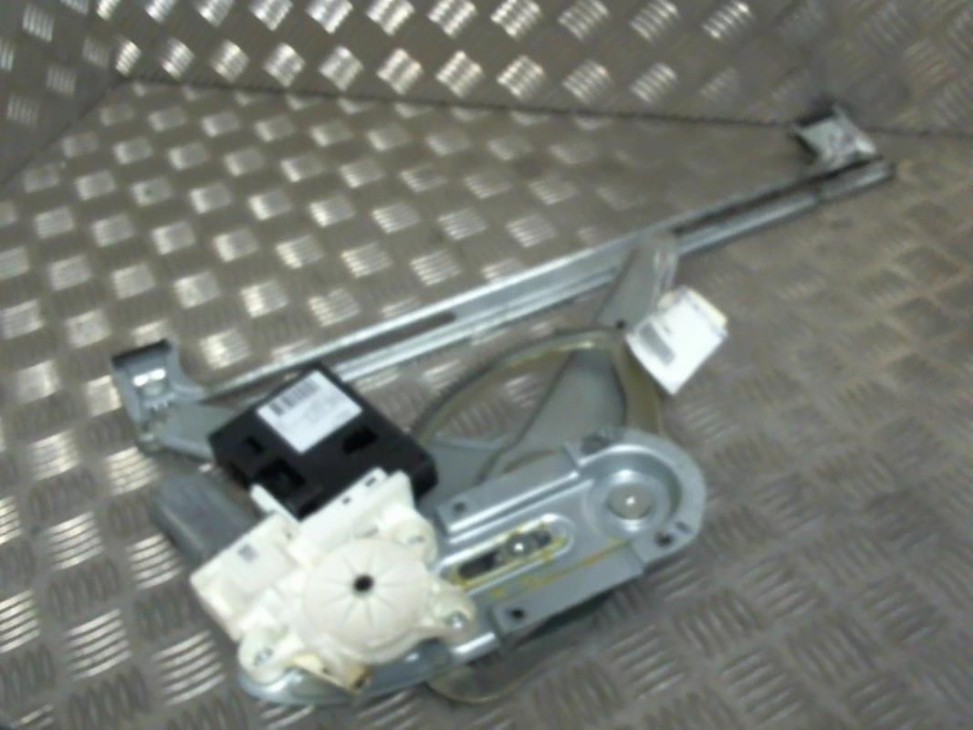 Leve vitre electrique avant droit