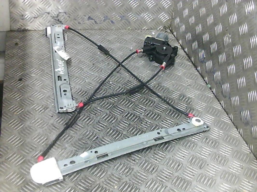 Leve vitre electrique avant droit