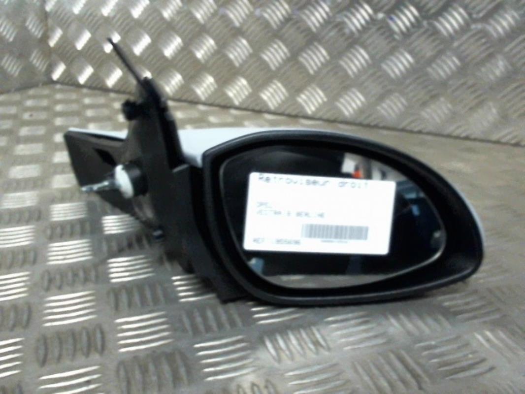 Retrovisor derecho