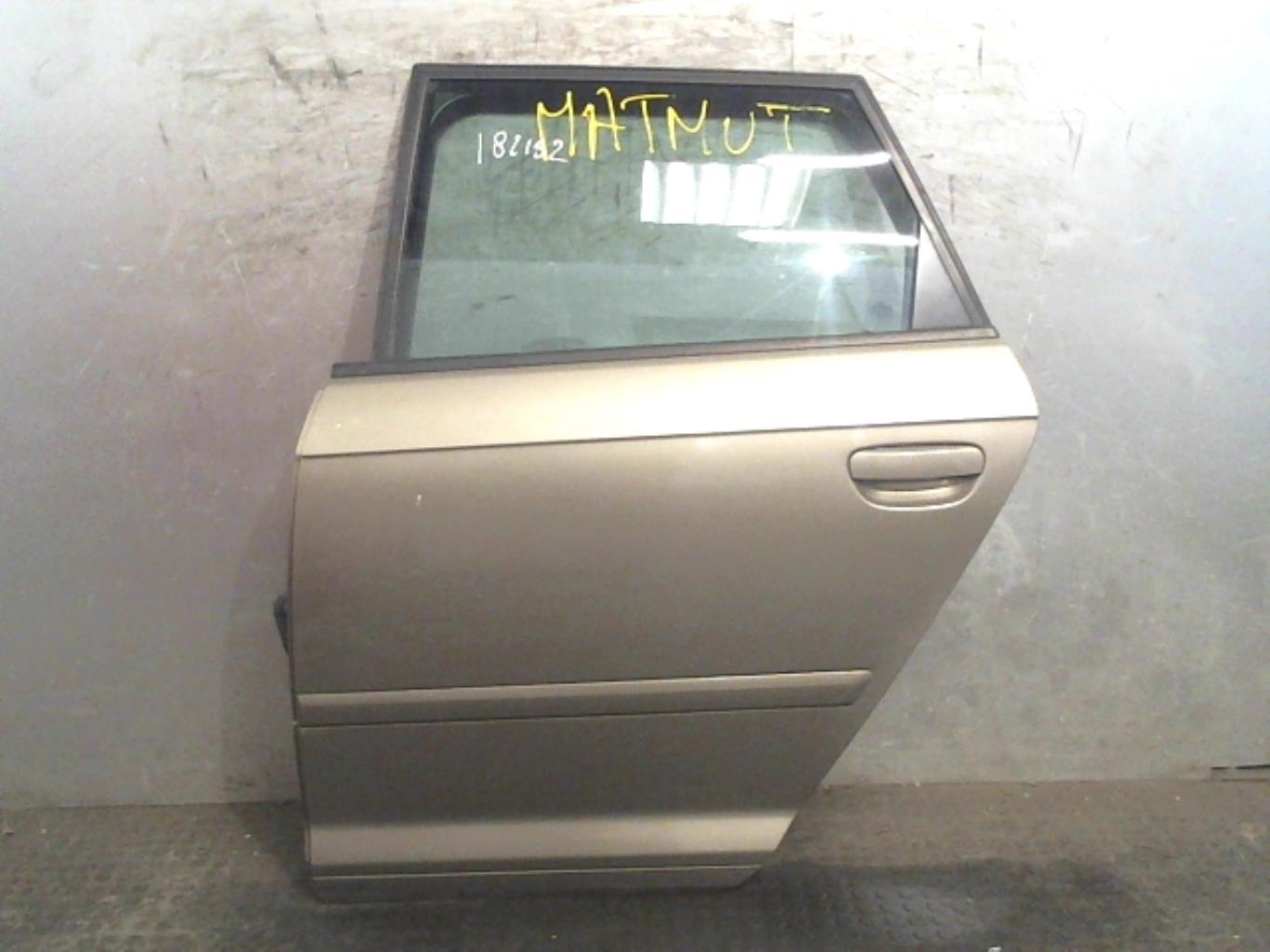 Puerta trasera izquierda