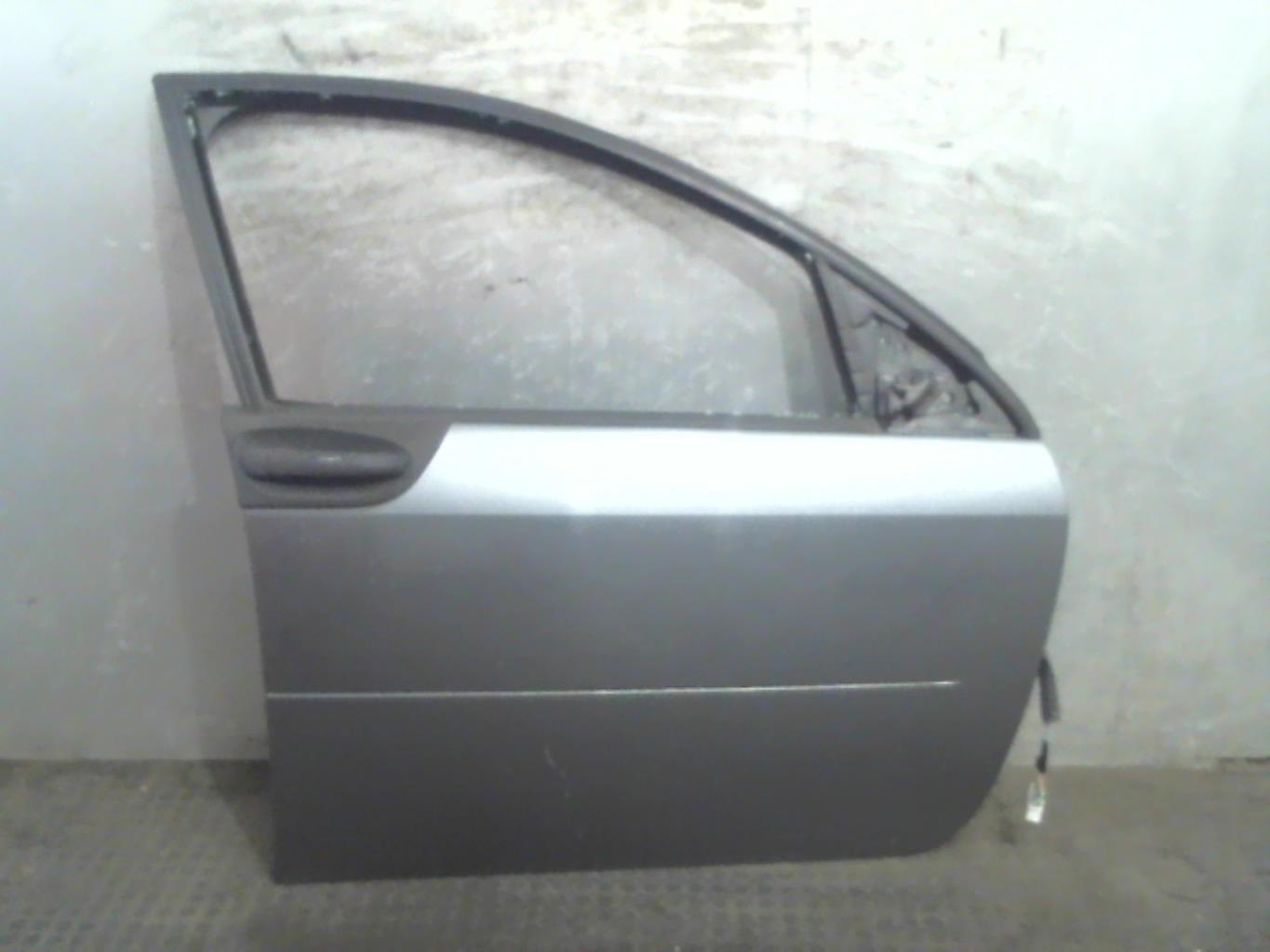 Porte avant droit