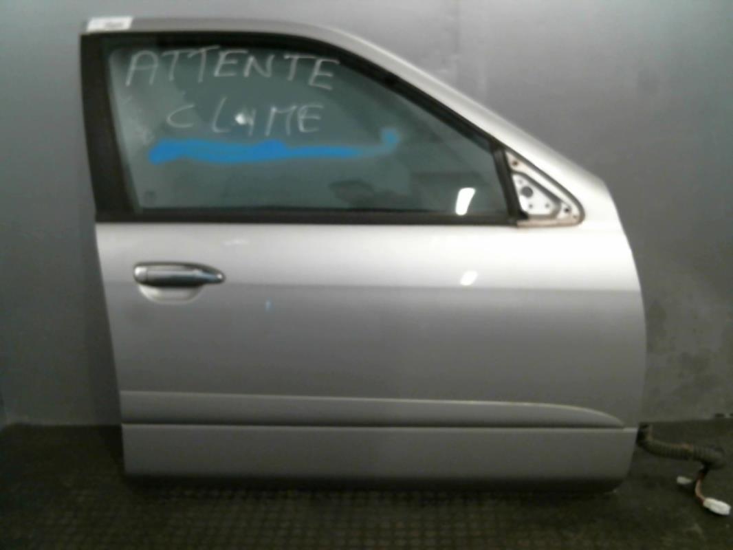 Porte avant droit