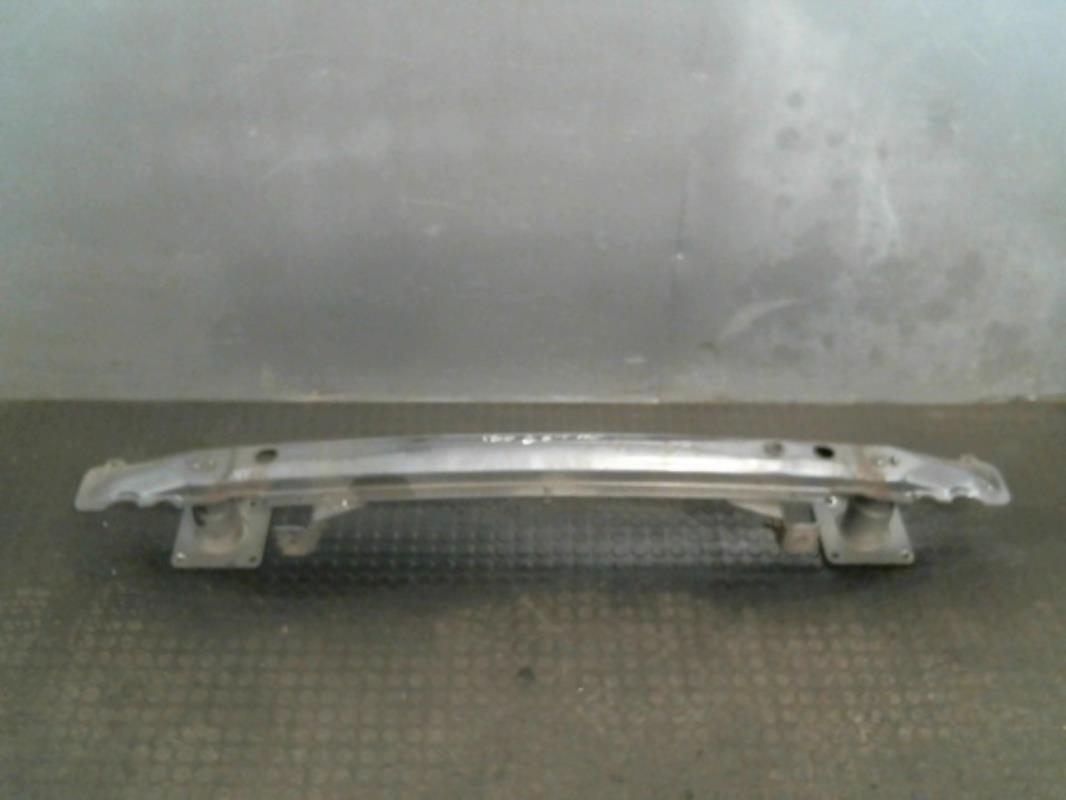 Renfort pare choc avant (traverse)