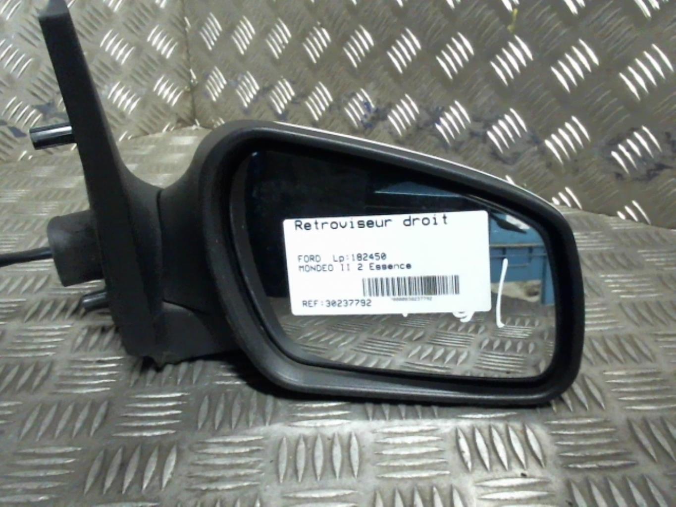 Retrovisor derecho