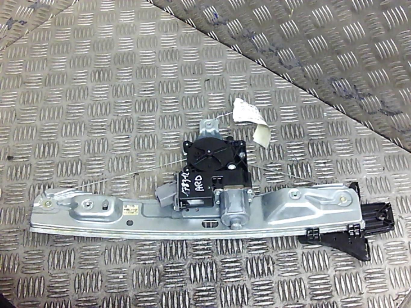Leve vitre electrique arriere droit
