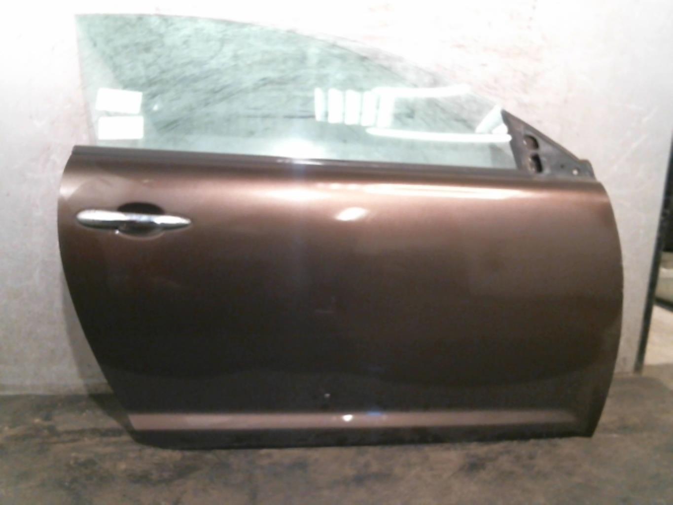 Porte avant droit