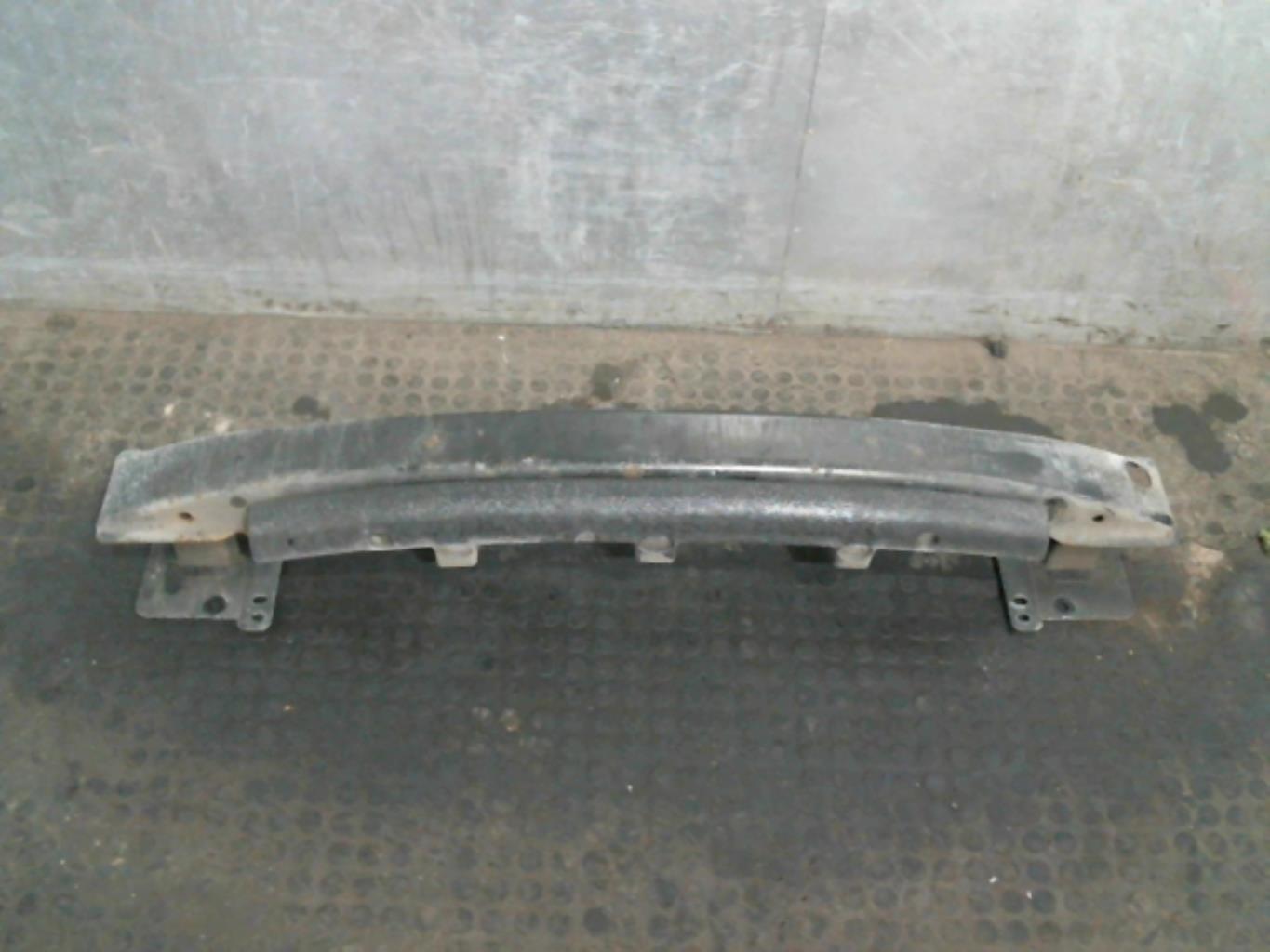 Traversa rinforzo paraurti anteriore
