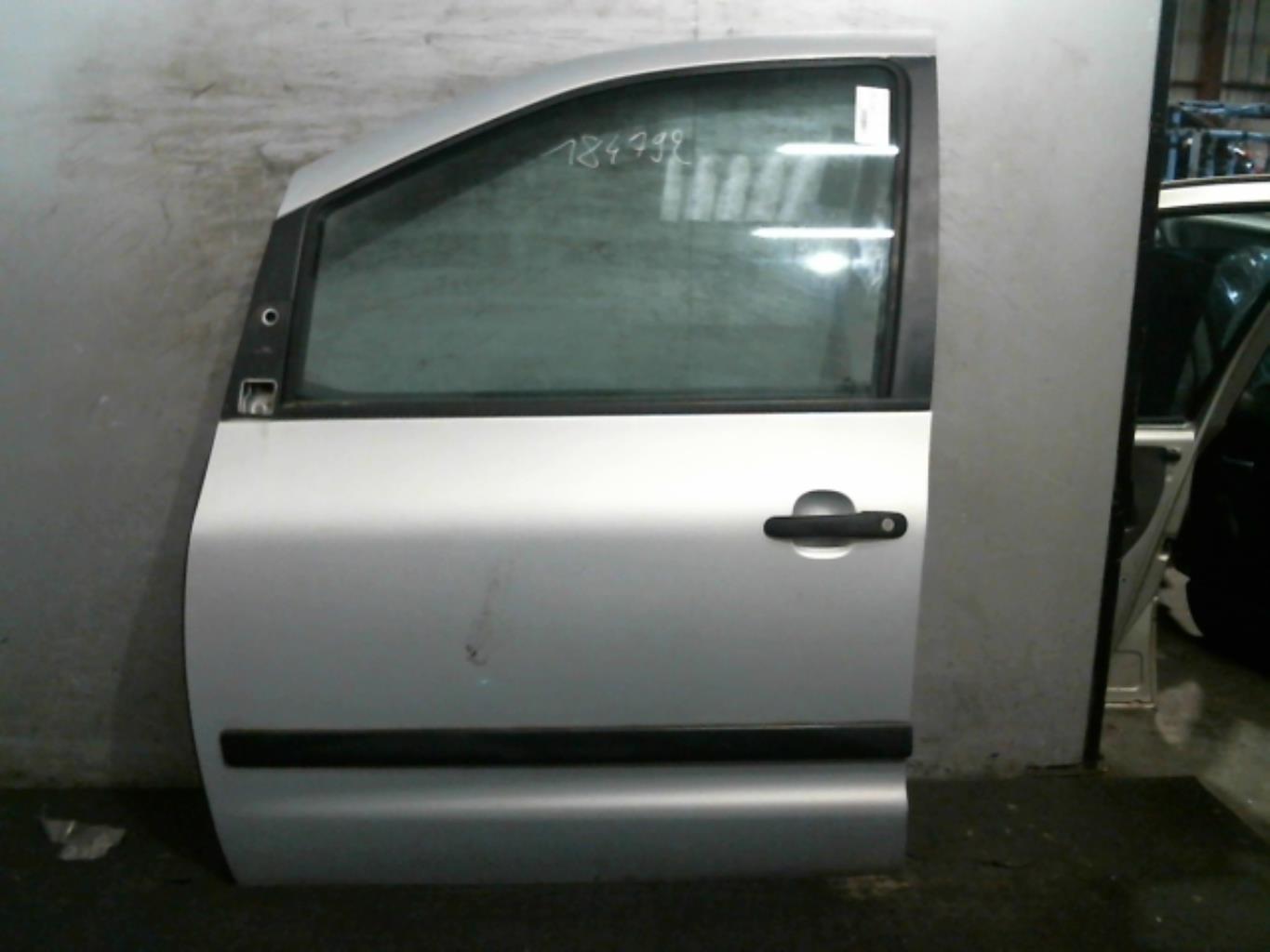 Porte avant gauche