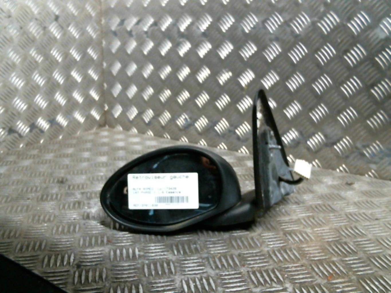 Specchietto retrovisore sinistro