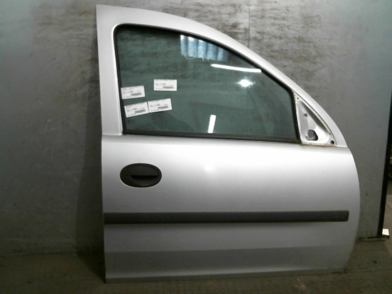 Porte avant droit
