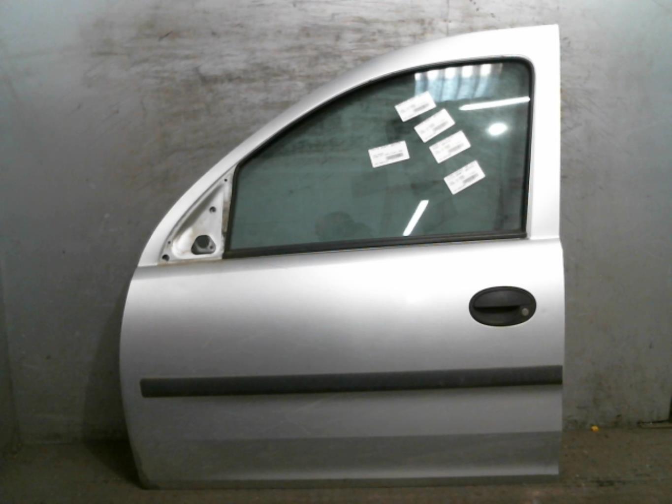 Porte avant gauche