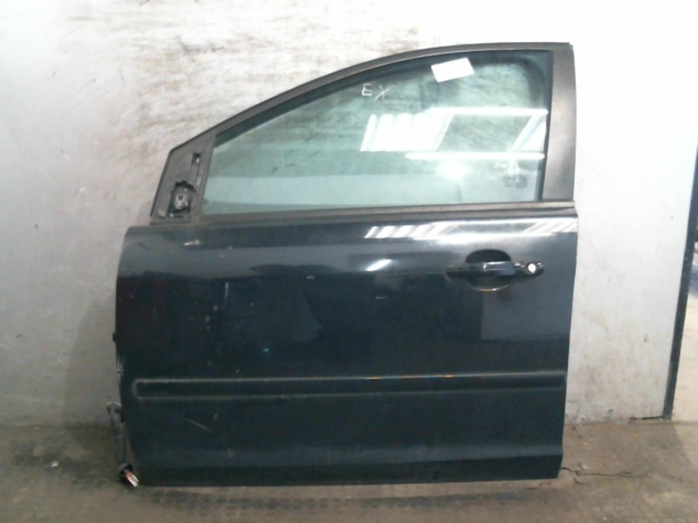 Porte avant gauche
