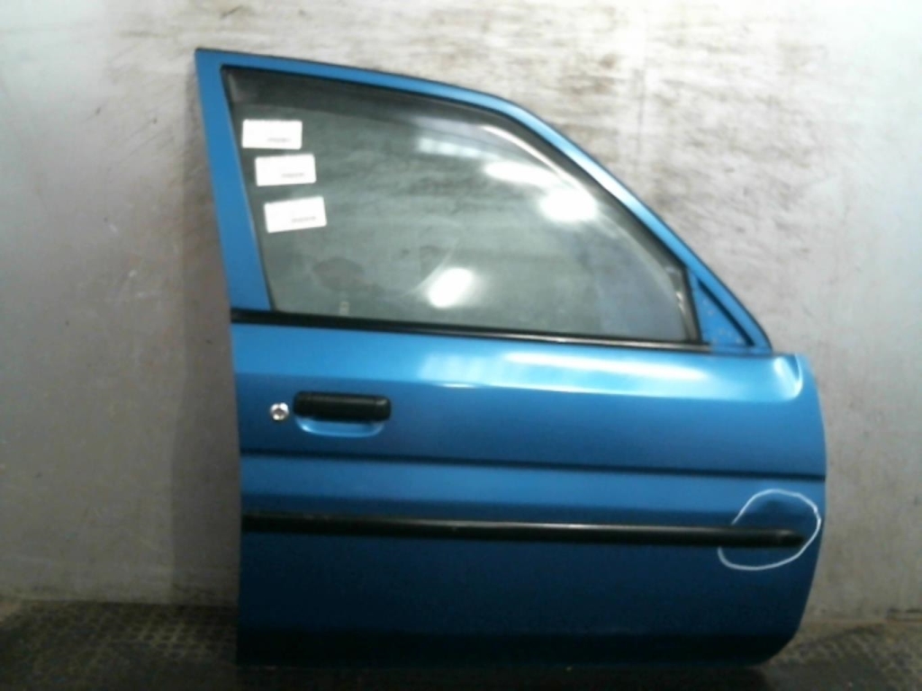 Porte avant droit