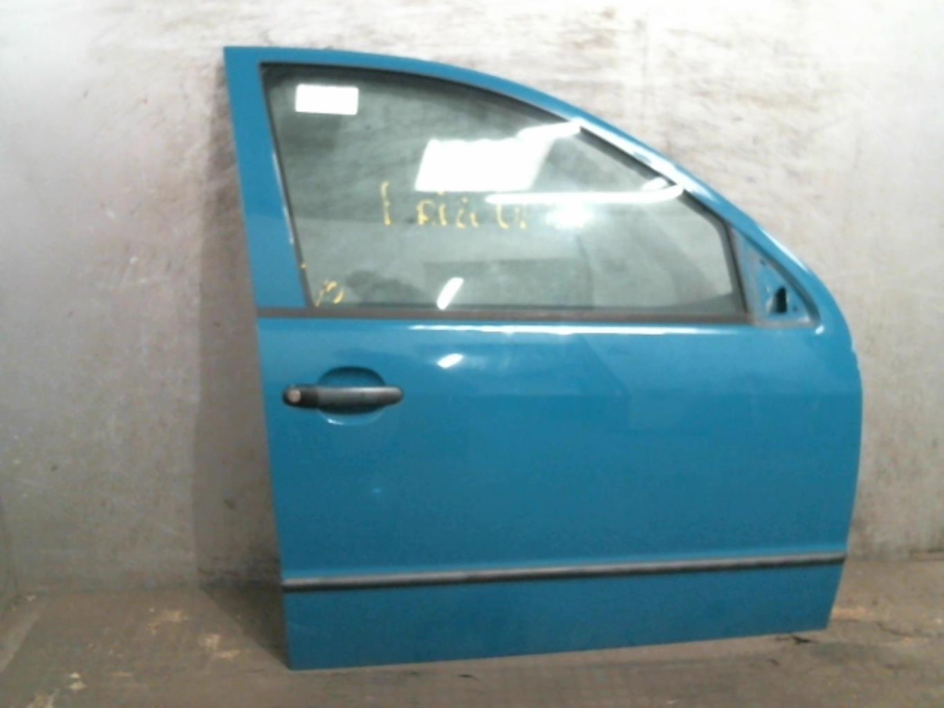 Porte avant droit