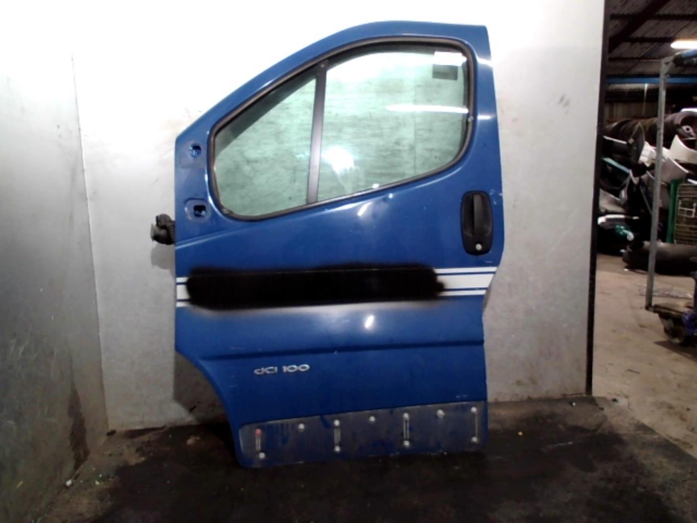 Porte avant gauche