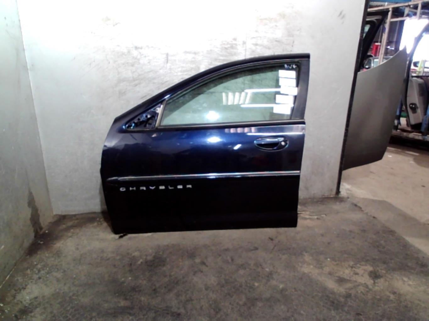 Porte avant gauche
